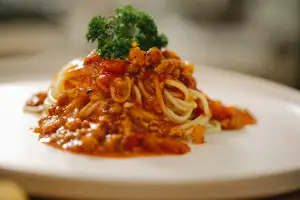 Easy Spaghetti Bolognese Recipe